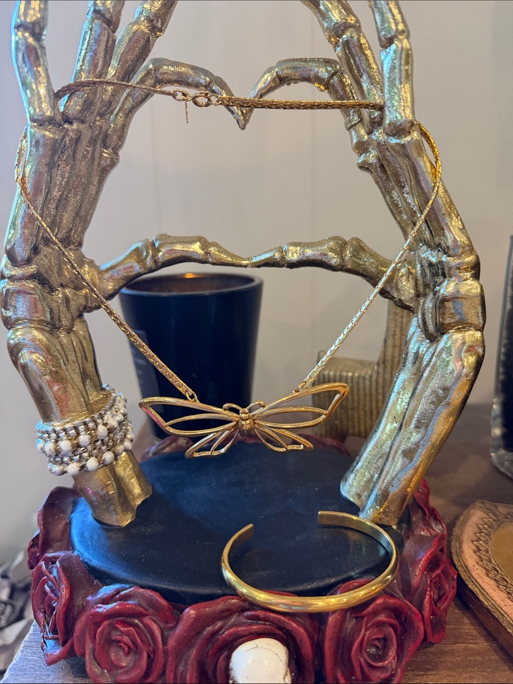 Trifani & Monet set - slick golden tone
